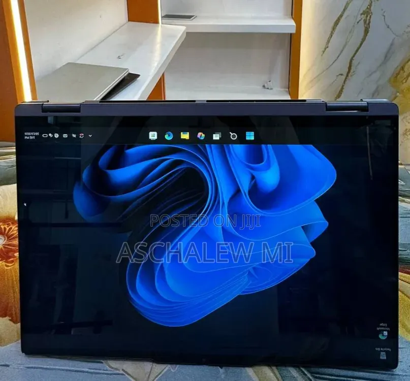 New Laptop Lenovo Yoga 9 16GB Intel Core Ultra 7 SSD 1T