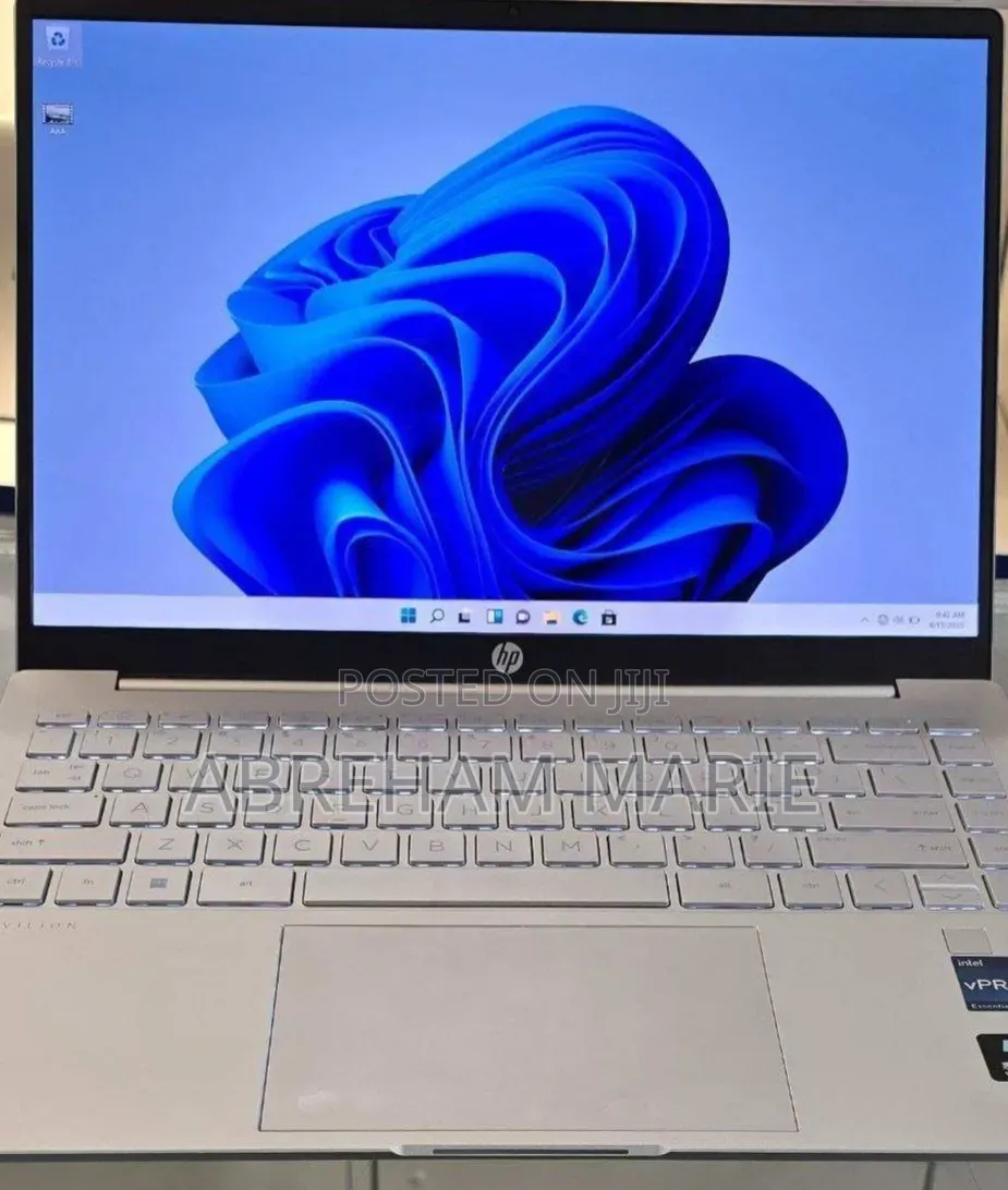 New Laptop HP Pavilion 14 16GB Intel Core i7 SSD 512GB