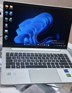 New Laptop HP EliteBook 640 G10 16GB Intel Core i7 SSD 512GB