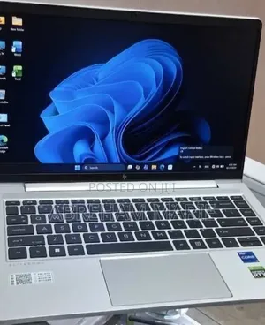 New Laptop HP EliteBook 640 G10 16GB Intel Core i7 SSD 512GB
