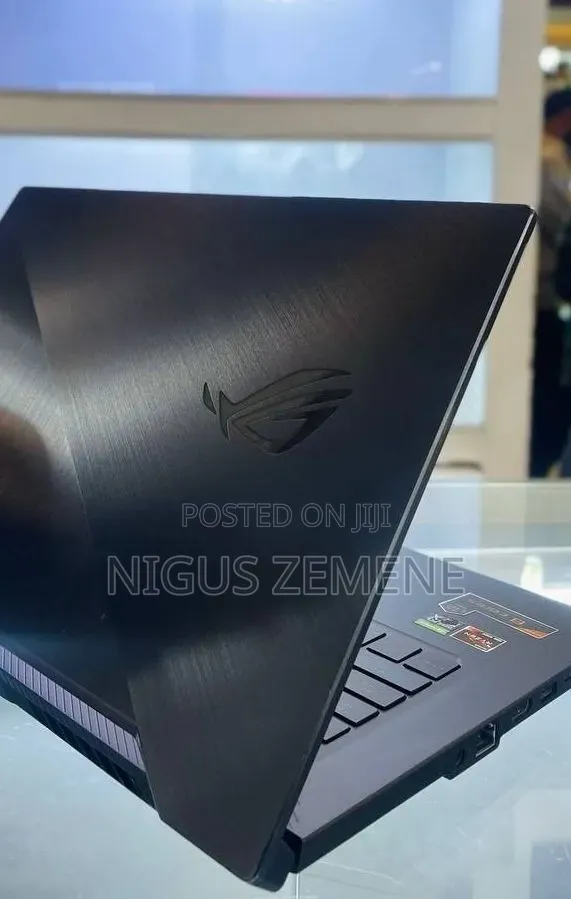 New Laptop Asus ROG Zephyrus G15 16GB AMD Ryzen 7 SSD 512GB