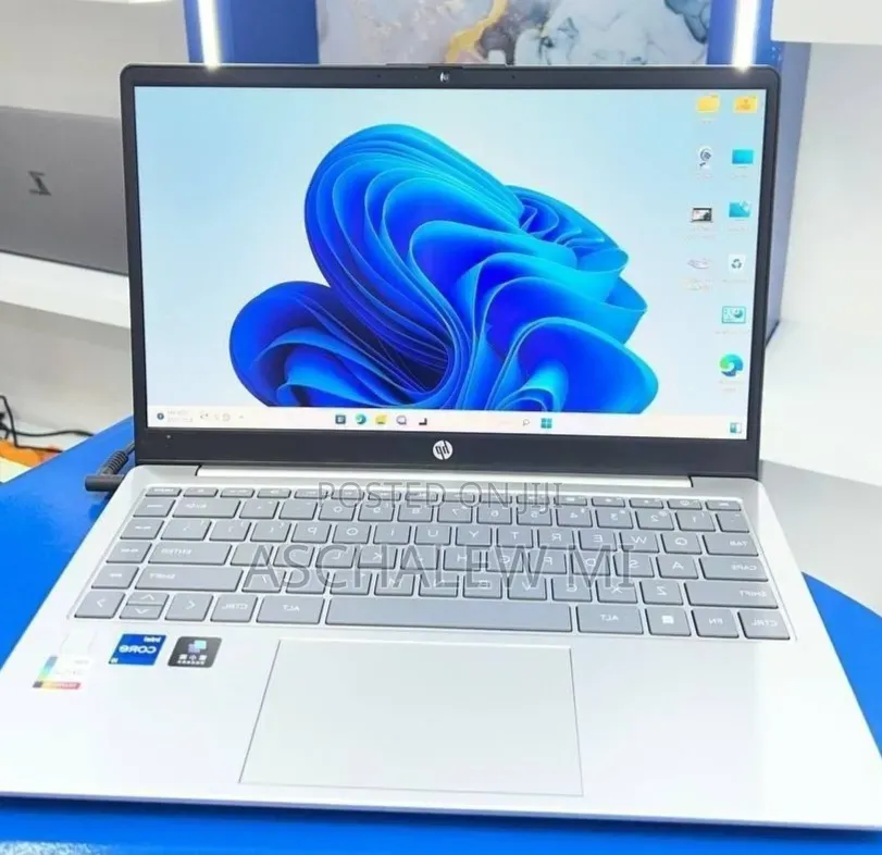 New Laptop HP Stream Notebook 16GB Intel Core i5 SSD 1T