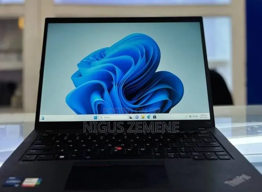 New Laptop Lenovo ThinkPad Yoga 16GB AMD Ryzen 7 SSD 512GB