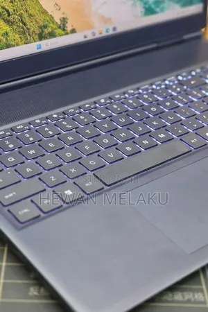 New Laptop Dell Alienware Aurora 16 16GB Intel Core Ultra 7 SSD 1T