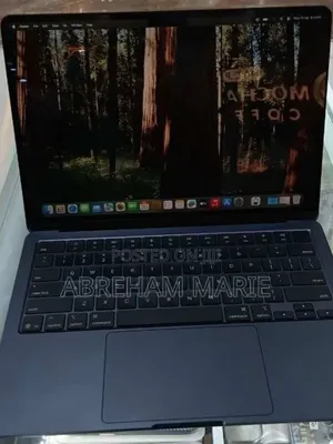 New Laptop Apple MacBook Air 2025 M4 16GB Apple M4 SSD 256GB