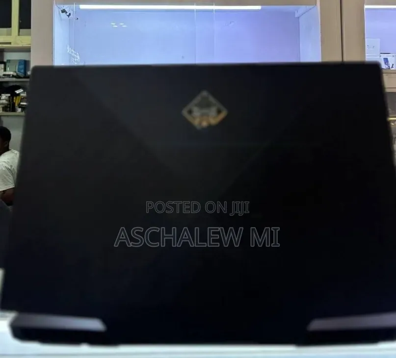 New Laptop HP Omen 17 16GB Intel Core i7 SSD 512GB