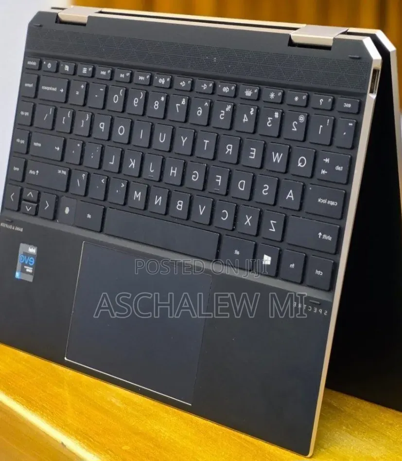 New Laptop HP Spectre X360 16GB Intel Core i7 SSD 512GB
