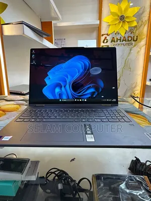New Laptop Lenovo Yoga 9 16GB Intel Core Ultra 7 SSD 1T