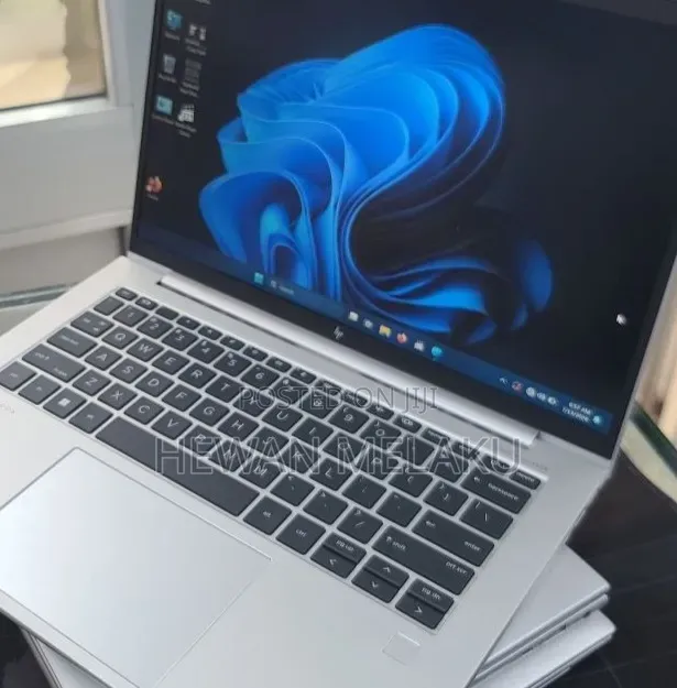 New Laptop HP EliteBook 840 G10 16GB Intel Core i7 SSD 512GB