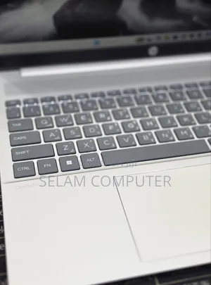 New Laptop HP OmniBook 5 14" 16GB Intel Core Ultra 7 SSD 512GB