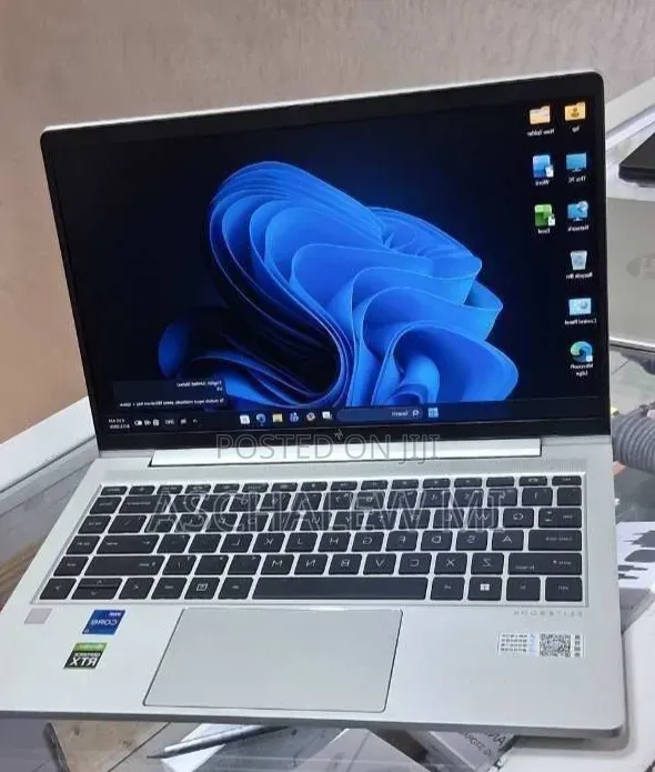 New Laptop HP EliteBook 840 G10 16GB Intel Core i7 SSD 1T
