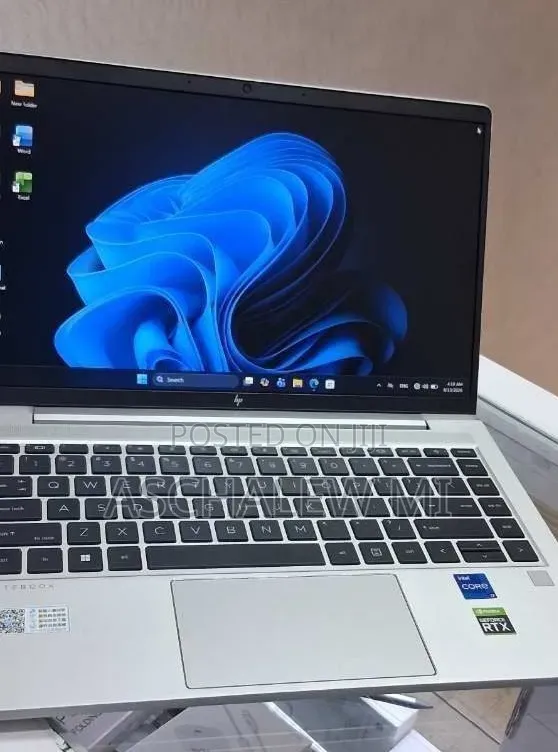 New Laptop HP EliteBook 840 G10 16GB Intel Core i7 SSD 1T