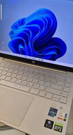 New Laptop HP Pavilion 14 16GB Intel Core i7 SSD 512GB