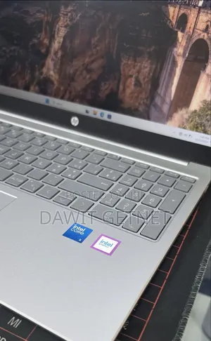 New Laptop HP Stream Notebook 16GB Intel Core 5 SSD 512GB