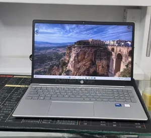 New Laptop HP Stream Notebook 16GB Intel Core 5 SSD 512GB