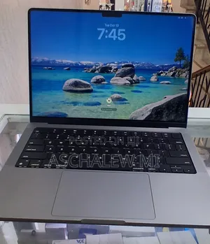 New Laptop Apple MacBook Pro 2021 M1 Max 32GB Apple M1 Pro SSD 512GB