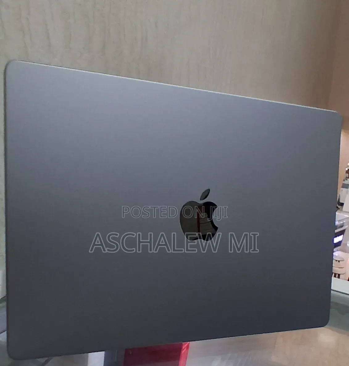 New Laptop Apple MacBook Pro 2021 M1 Max 32GB Apple M1 Pro SSD 512GB