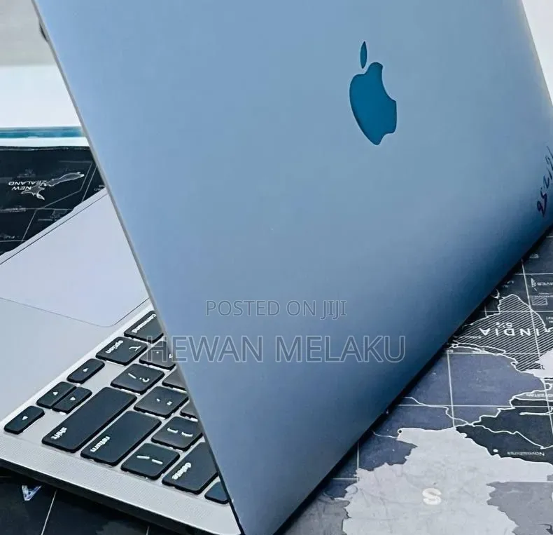 New Laptop Apple MacBook Air 2020 M1 16GB Apple M1 SSD 256GB