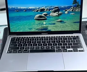 New Laptop Apple MacBook Air 2020 M1 16GB Apple M1 SSD 256GB
