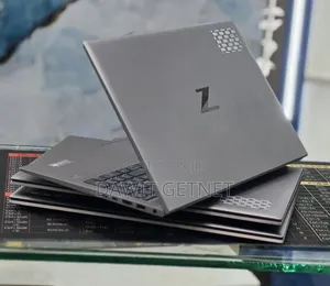 New Laptop HP ZBook Studio G4 16GB Intel Core i5 SSD 512GB