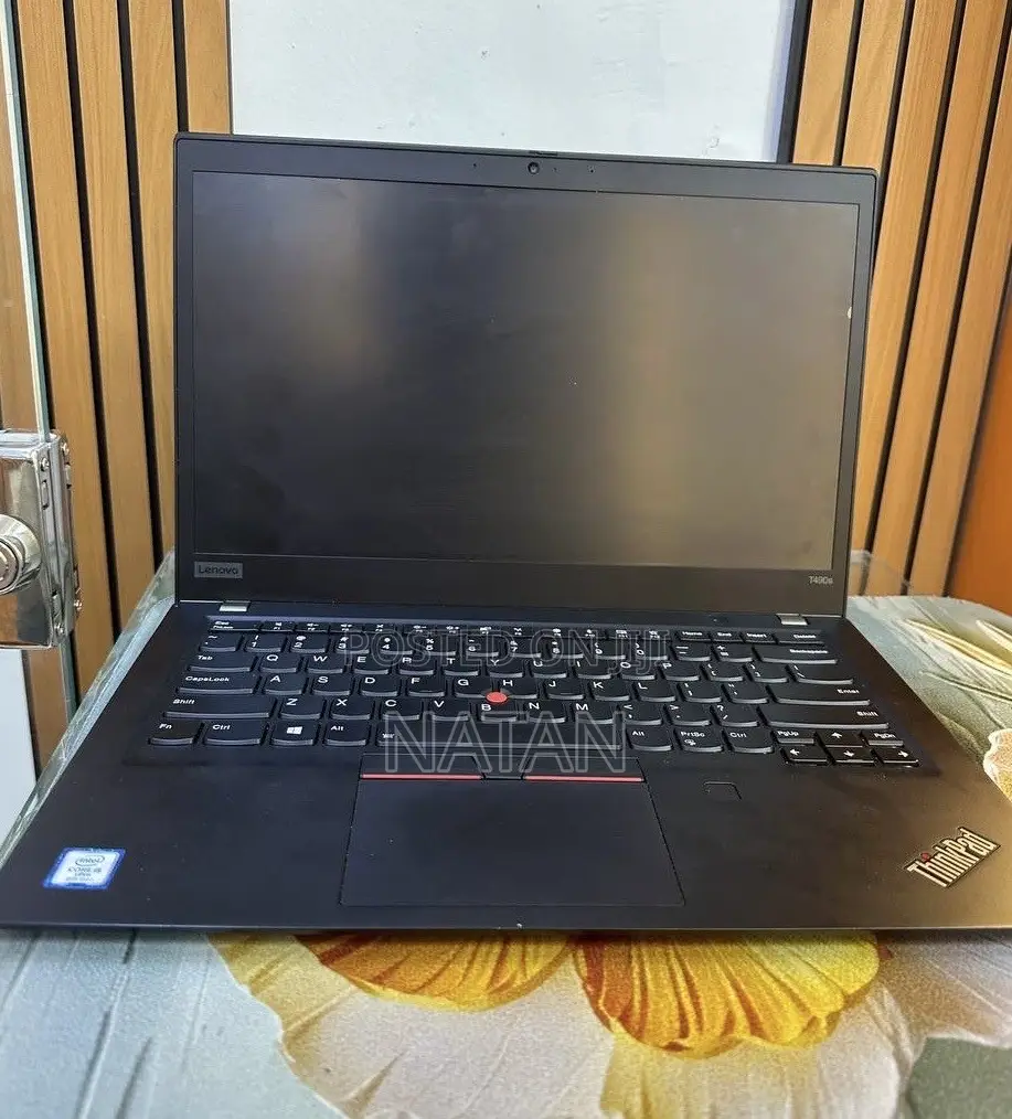 New Laptop Lenovo ThinkPad T490s 8GB Intel Core i5 SSD 512GB