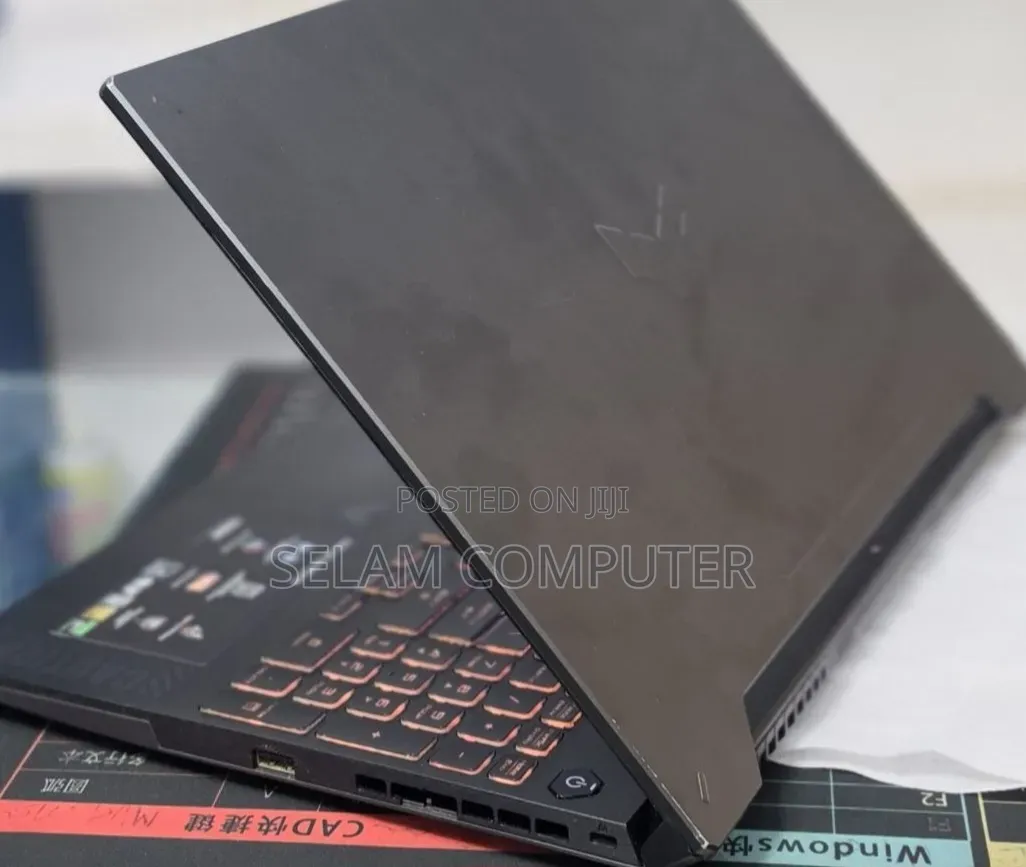 New Laptop Asus TUF Gaming A15 16GB Intel Core i7 SSD 512GB