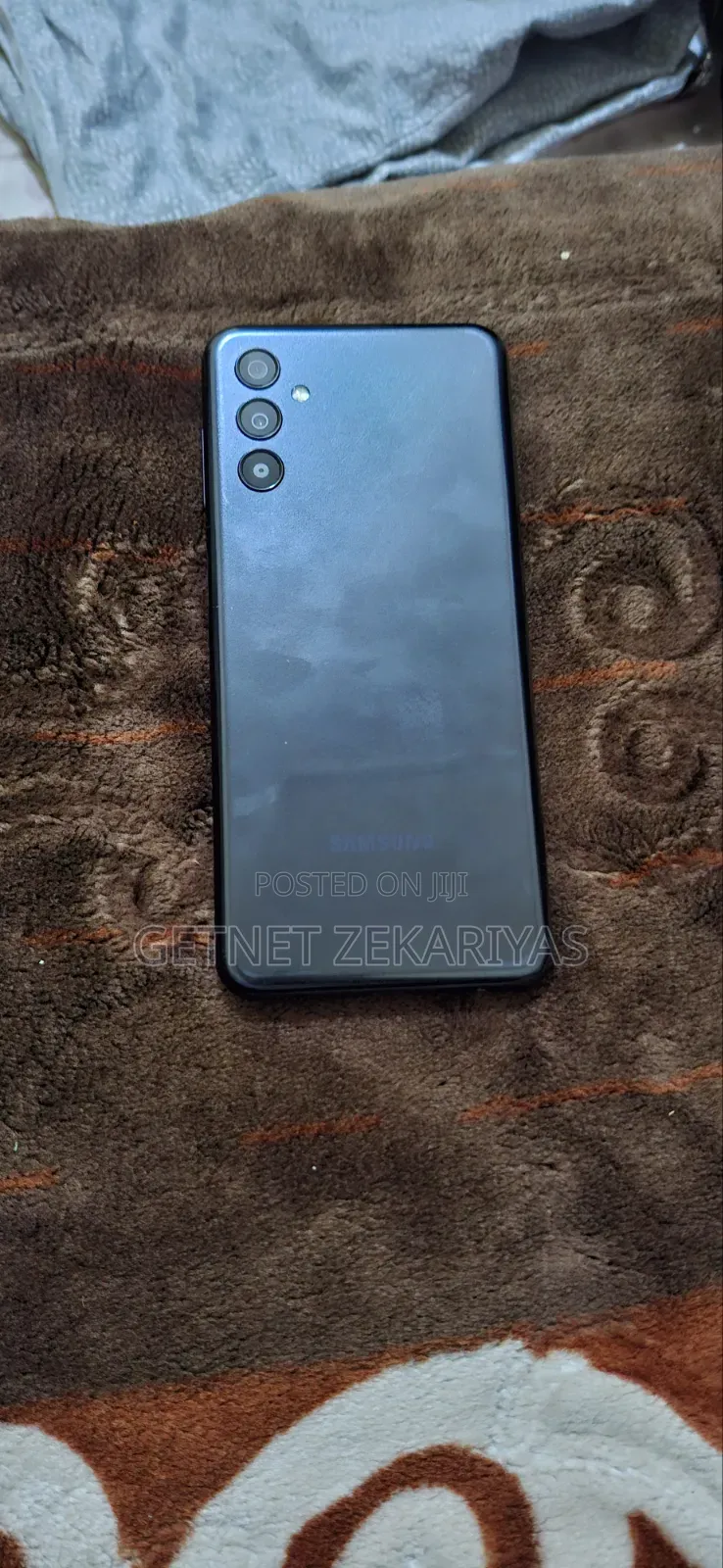 New Samsung Galaxy M13 64 GB