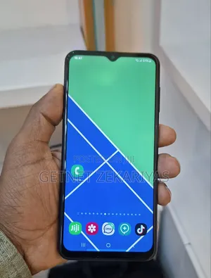 New Samsung Galaxy M13 64 GB