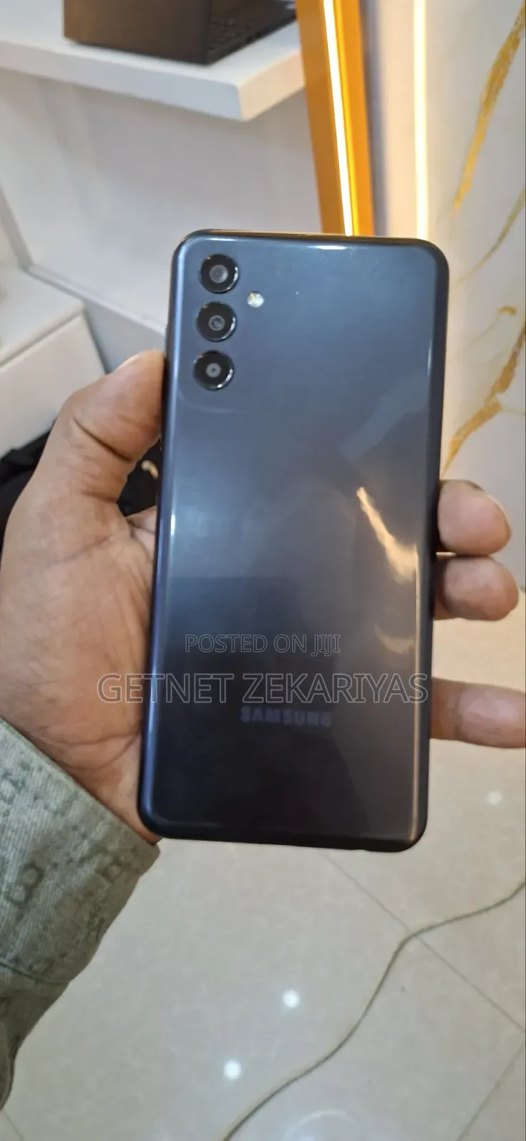 New Samsung Galaxy M13 64 GB