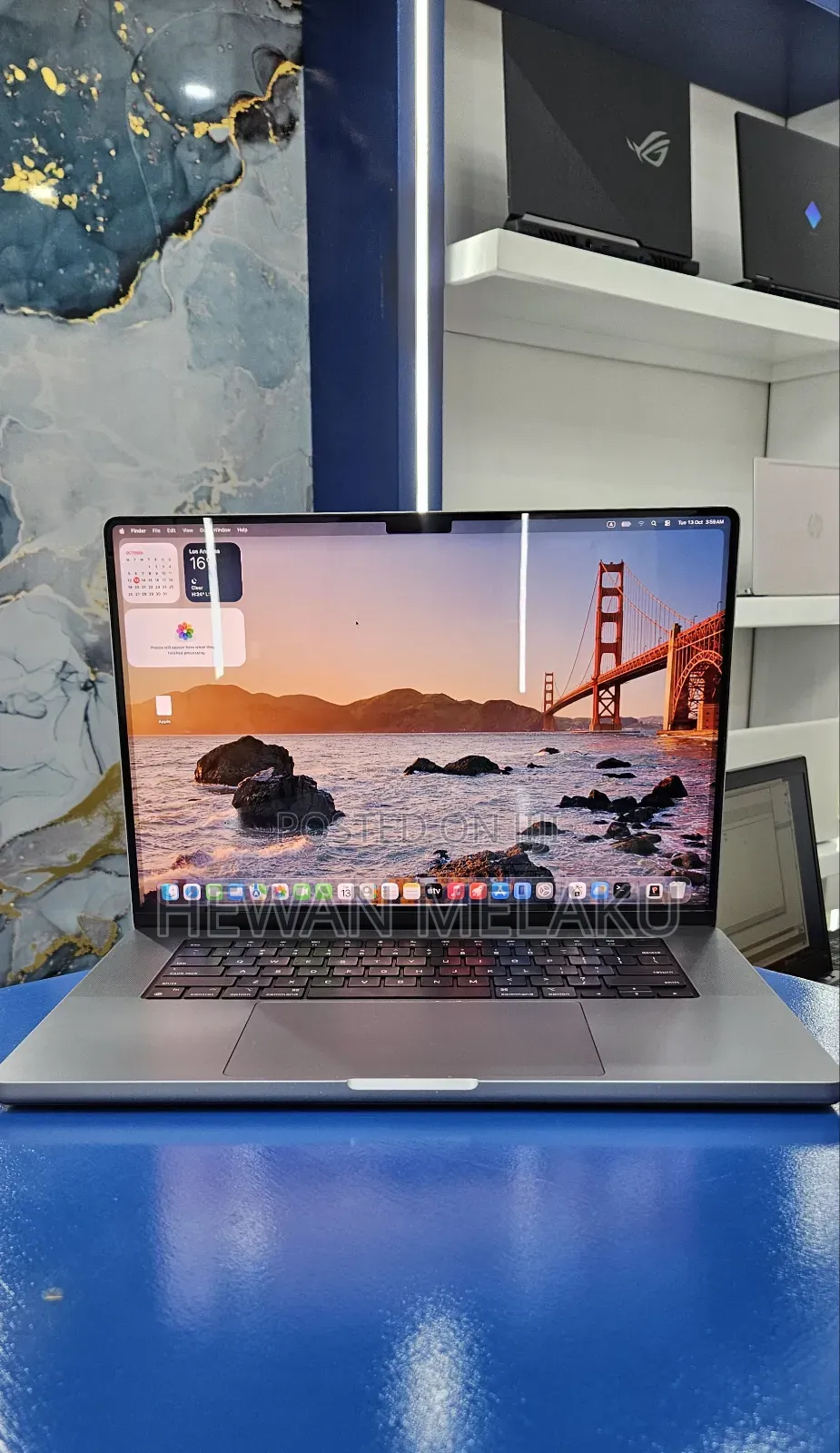 New Laptop Apple MacBook Pro 2023 M3 8GB Apple M3 Pro SSD 512GB