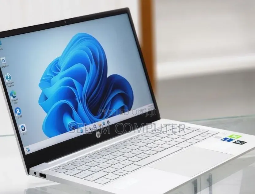 New Laptop HP Pavilion 14 16GB Intel Core i5 SSD 1T