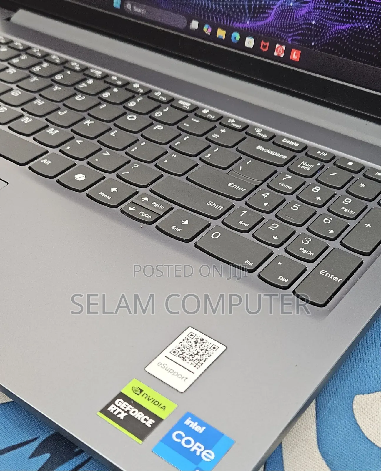 New Laptop Lenovo LOQ 15AHP10 16GB Intel Core i5 SSD 512GB