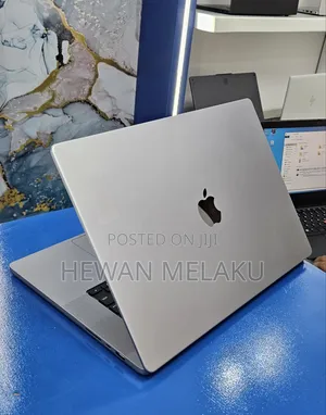 New Laptop Apple MacBook Pro 2021 M1 32GB Apple M1 Pro SSD 512GB