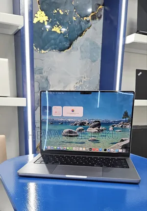 New Laptop Apple MacBook Pro 2021 M1 Max 32GB Apple M1 Max SSD 1T