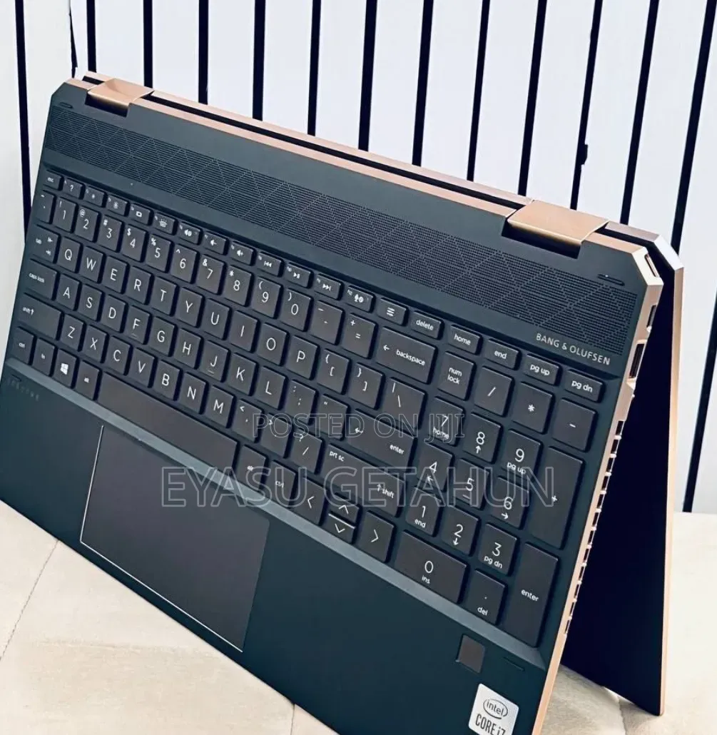 New Laptop HP Spectre 16GB Intel Core i7 SSD 1T