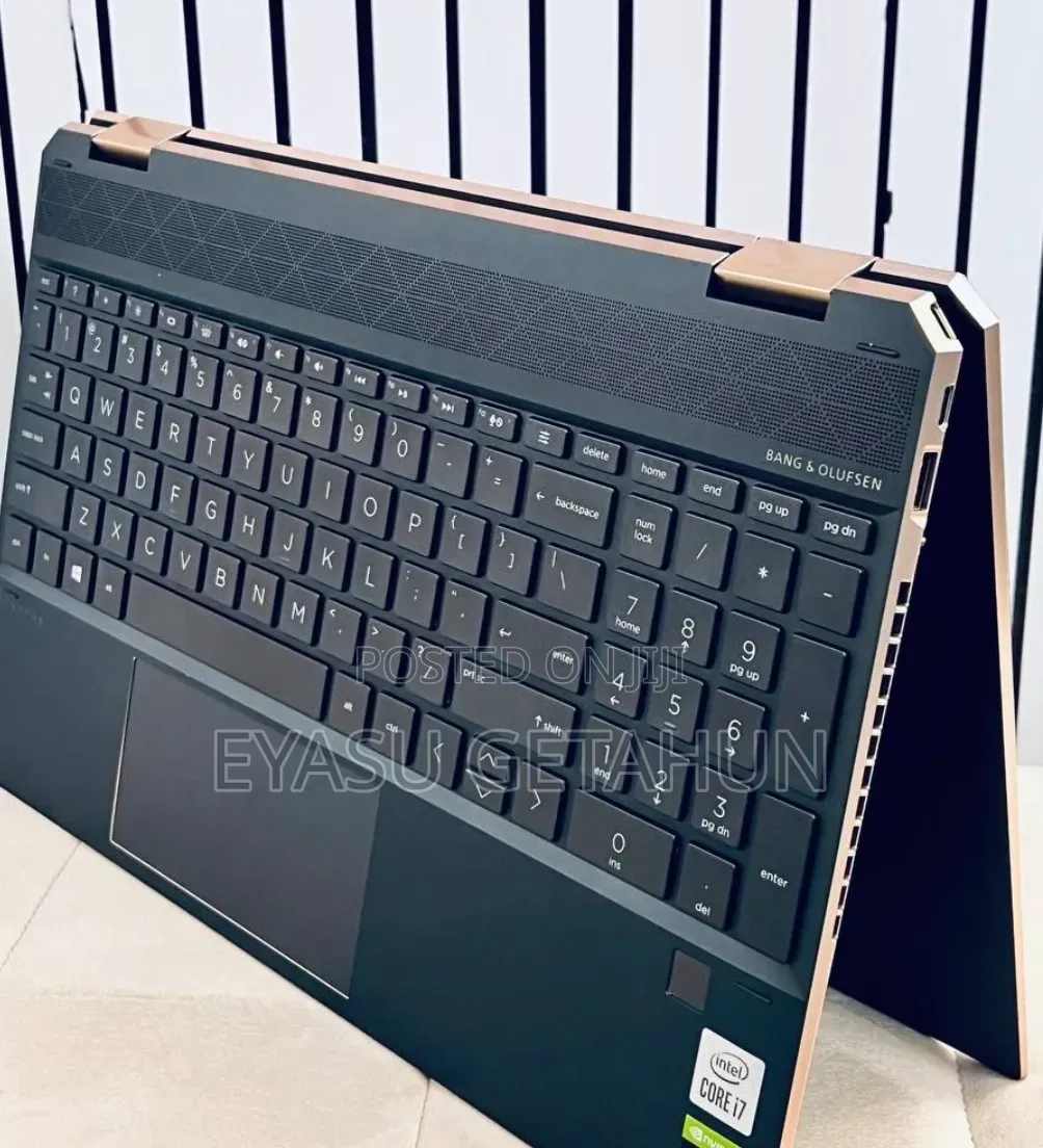 New Laptop HP Spectre 16GB Intel Core i7 SSD 1T