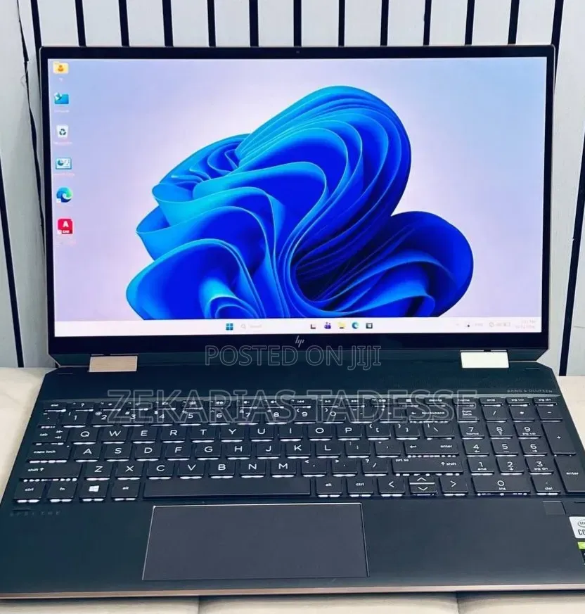 New Laptop HP Spectre 16GB Intel Core i7 SSD 512GB