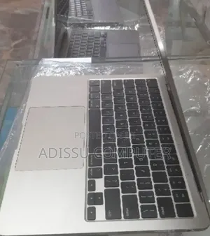 New Laptop Apple MacBook Air 2022 M2 16GB Apple M2 SSD 1T