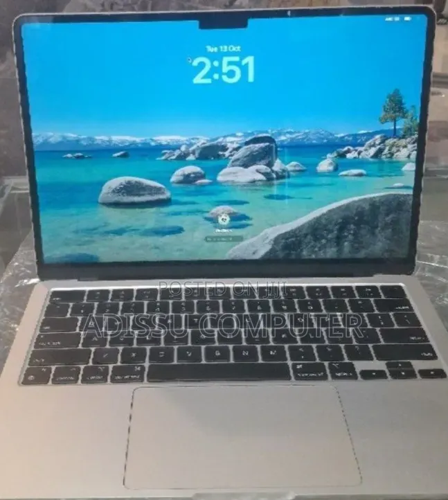 New Laptop Apple MacBook Air 2022 M2 16GB Apple M2 SSD 1T