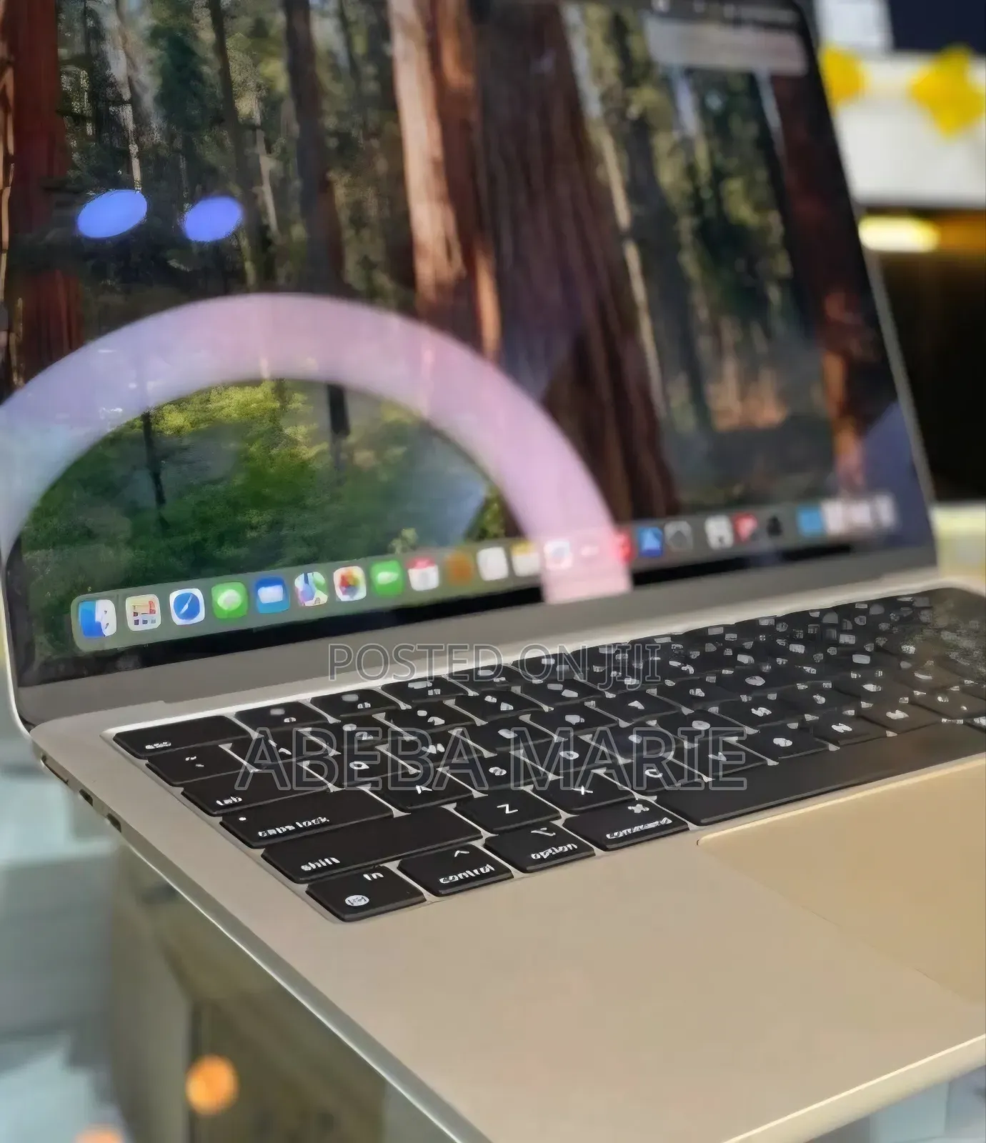 New Laptop Apple MacBook Air 2025 M4 16GB Apple M4 SSD 512GB