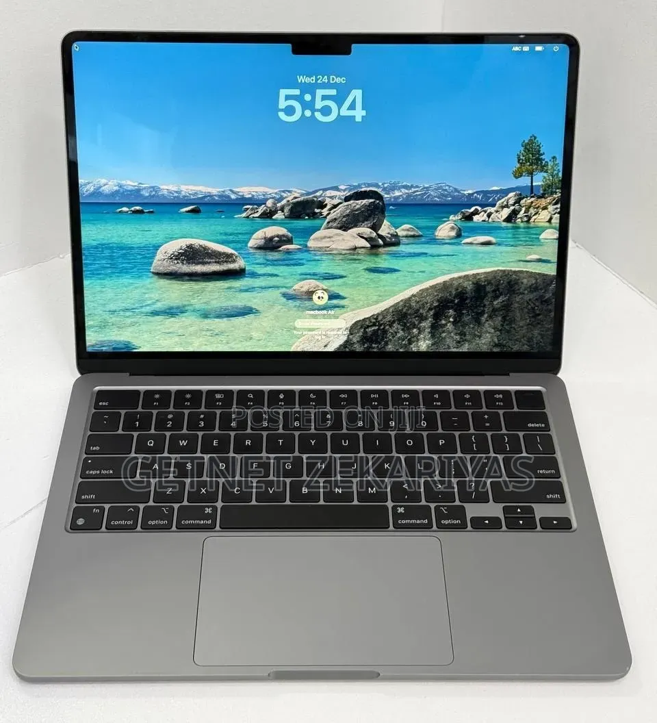 New Laptop Apple MacBook Pro 2023 M2 8GB Apple M2 SSD 512GB