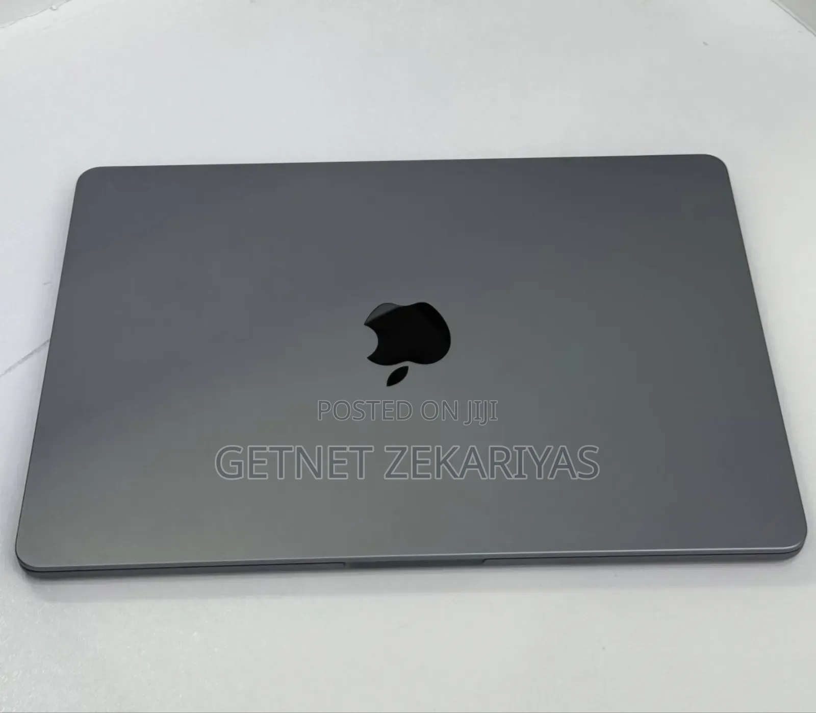 New Laptop Apple MacBook Pro 2023 M2 8GB Apple M2 SSD 512GB