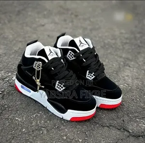 Original Air Jordan Sneakers – High Quality & Comfortable