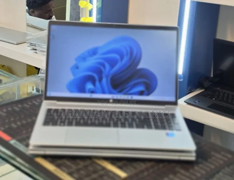 New Laptop HP Probook 450 16GB Intel Core i7 SSD 512GB