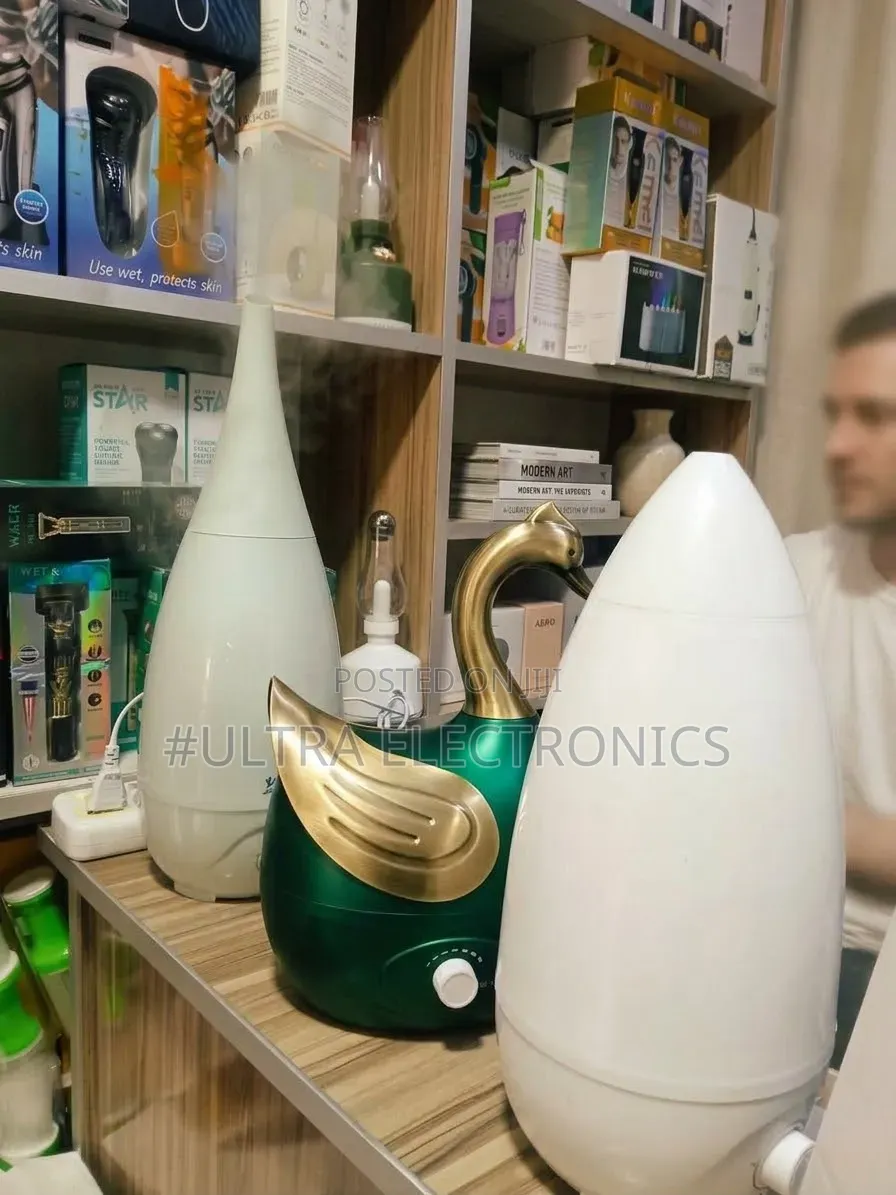Humidifier & Aroma Diffuser 
 Refresh Your Space With Comfort