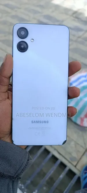 Samsung Galaxy A06 64 GB White