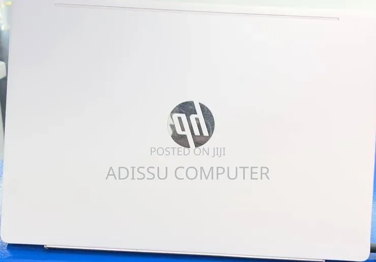 New Laptop HP Pavilion 14 8GB Intel Core i5 SSD 512GB