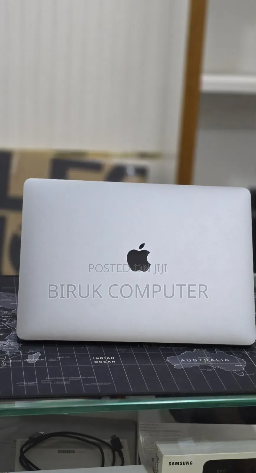 New Laptop Apple MacBook Pro 2021 M1 16GB Apple M1 Pro SSD 256GB