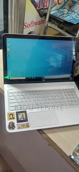 Laptop HP Envy x360 8GB Intel Core i7 SSHD (Hybrid) 512GB