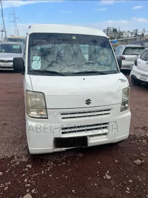 Suzuki Every Wagon 2012 White
